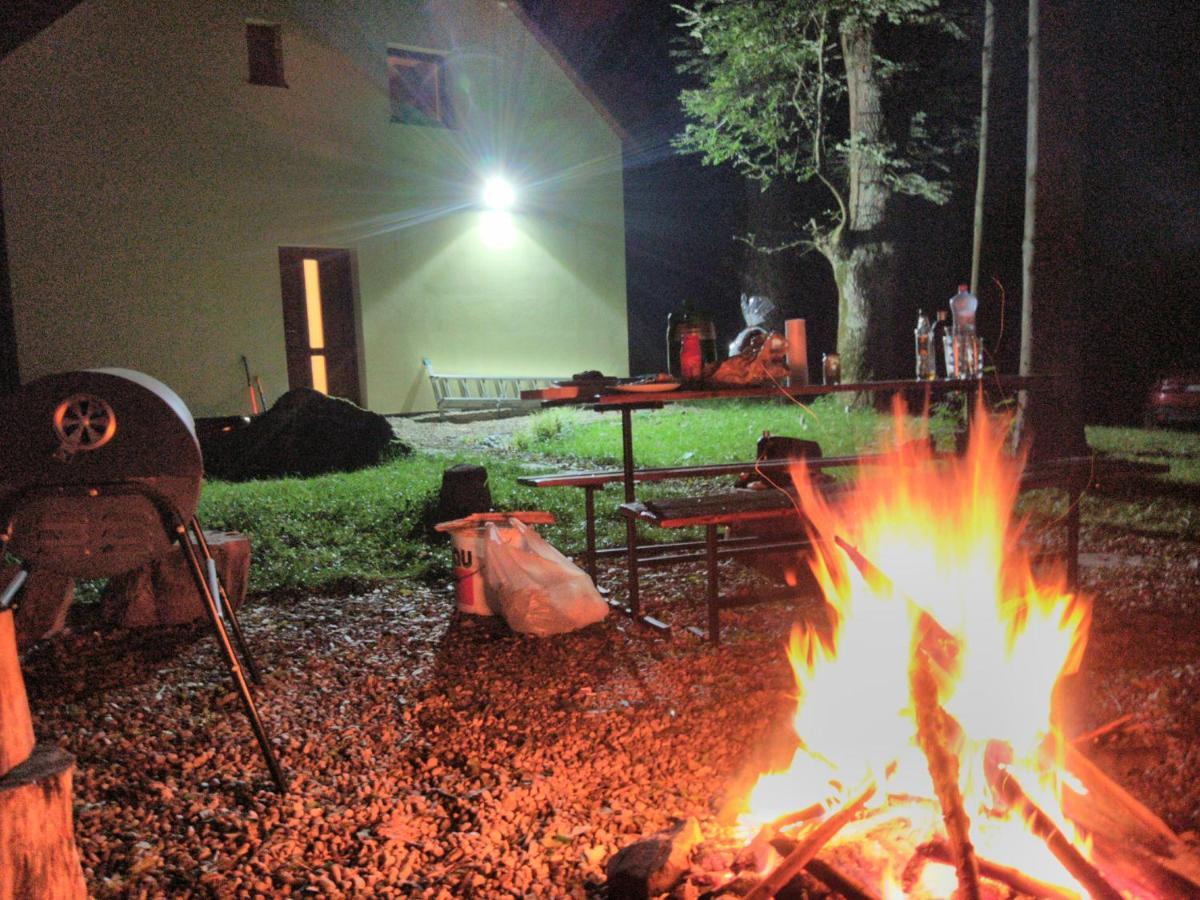 Cottage Refresh บันสกา ชีอาว์นีซา ภายนอก รูปภาพ
